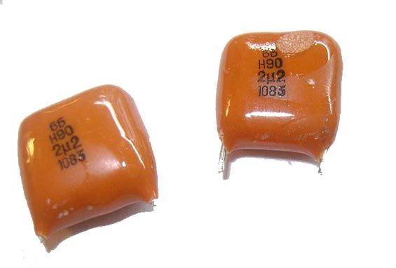 Рыжие конденсаторы Н90 2М2